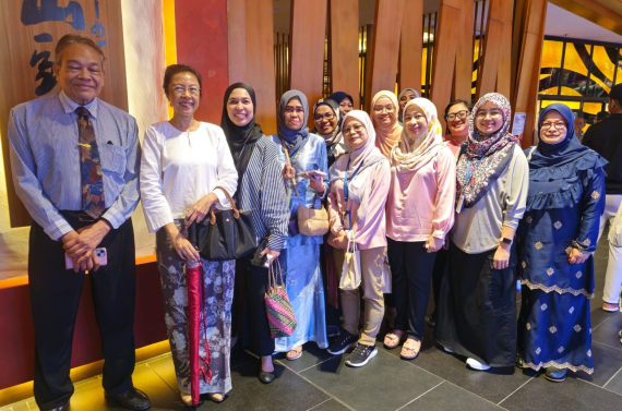 Luncheon with Executives and Business Support Executives