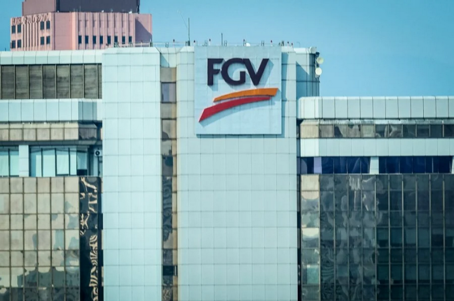 Deal 2025 Azmi & Associates Advises KPF on RM229.75 Million Divestment to FGV⁣